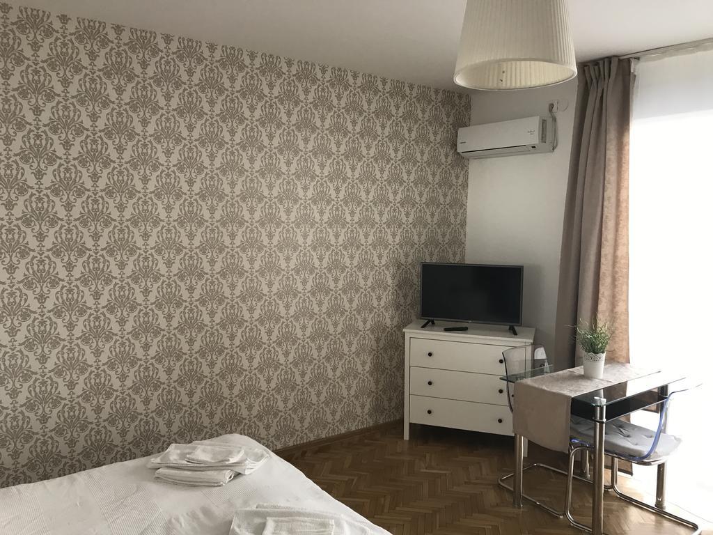 Budapest Downtown Apartments With Balcony & Optional Garage & Restaurant In The Building Екстериор снимка